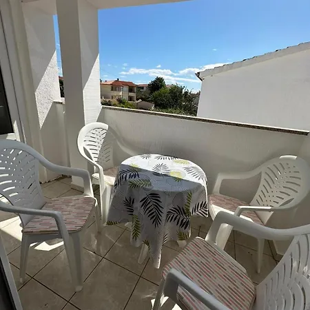 Apartment Db