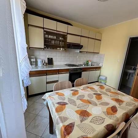 Apartment Db *